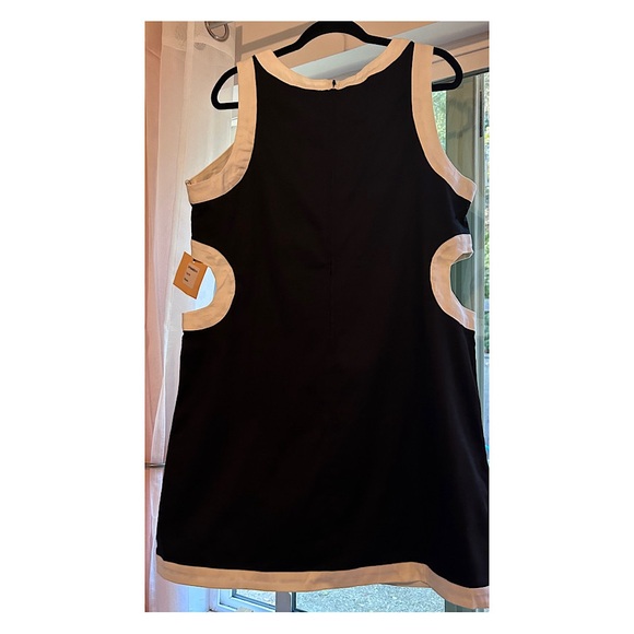 NWT-Sz 1X-Smak Parlour 1960’s black & white cutout cotton shift dress 🖤🤍🖤 - Picture 4 of 9